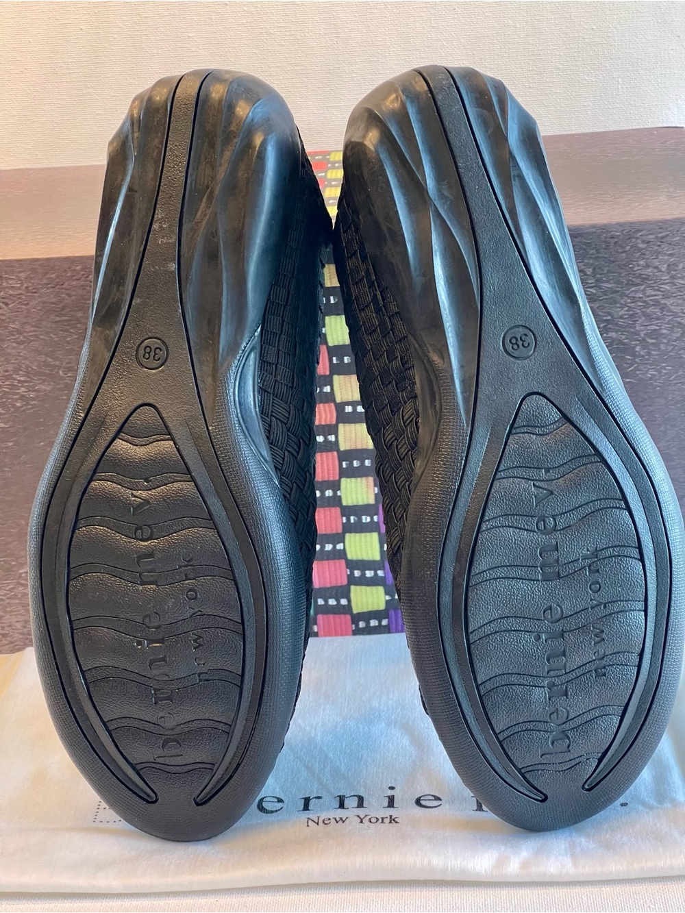 NIB BERNIE MEV DREAM SLIP-ON FLATS OPEN TOE BLACK WOMENS SIZE 7 - Picture 11 of 14